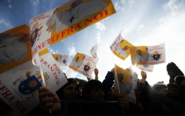 papa Francesco alla Parrocchia San Tommaso apostolo all'Infernetto