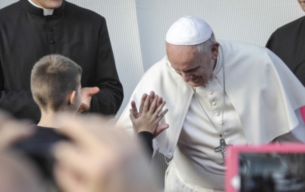 papa Francesco alla Parrocchia San Tommaso apostolo all'Infernetto