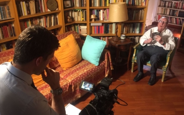 Andrea Camilleri ed Enrica Bonaccorti leggono il libro 'Voci dal Terremoto' di Fabio Bolzetta per Caritas italiana