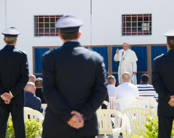 A Palermo, dopo la scomunica del Papa