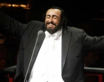 Pavarotti: la voce che contagiò il mondo