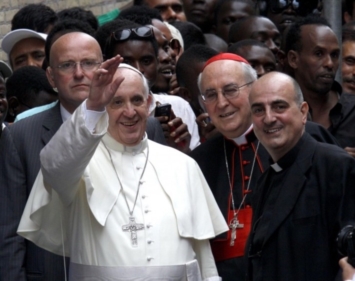 TG2000 POST: 'Papa, Migranti: una famiglia in ogni comunità'