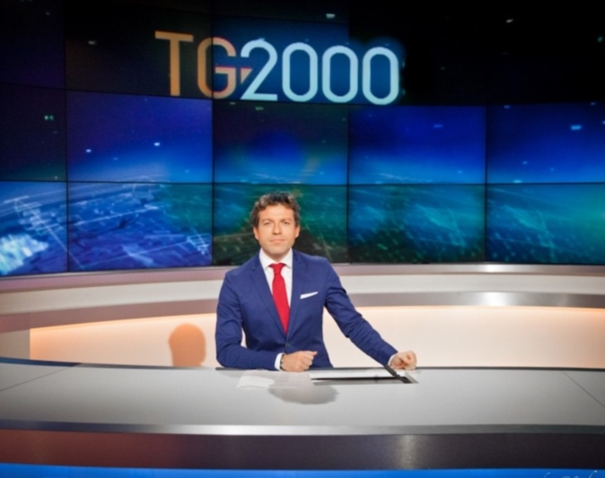 Alla conduzione della nuova edizione TG2000